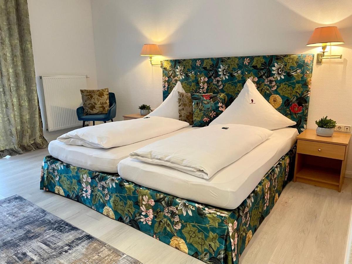 Hotel Zum Engel Mespelbrunn Eksteriør bilde