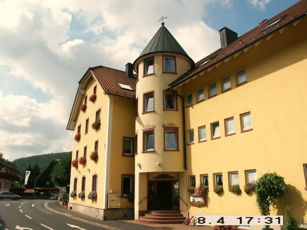 Hotel Zum Engel Mespelbrunn Eksteriør bilde