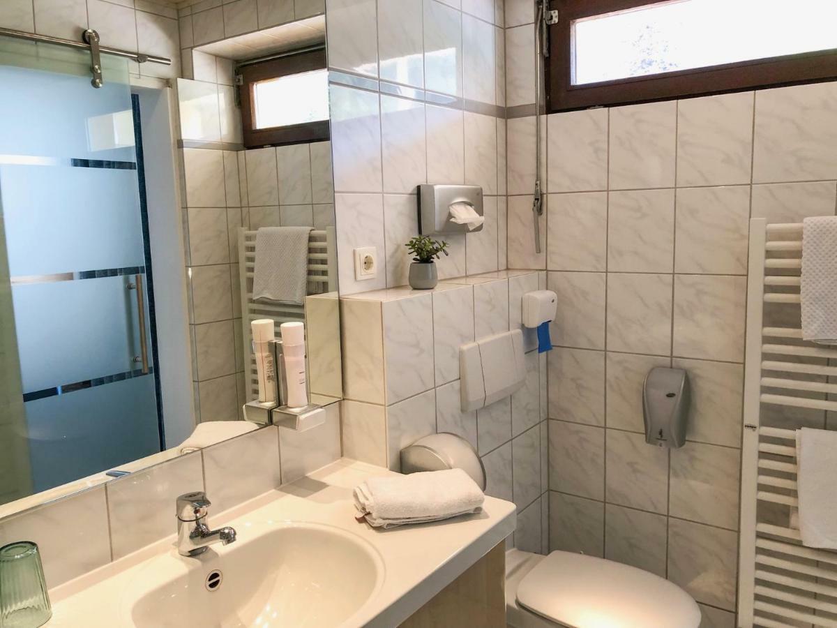 Hotel Zum Engel Mespelbrunn Eksteriør bilde